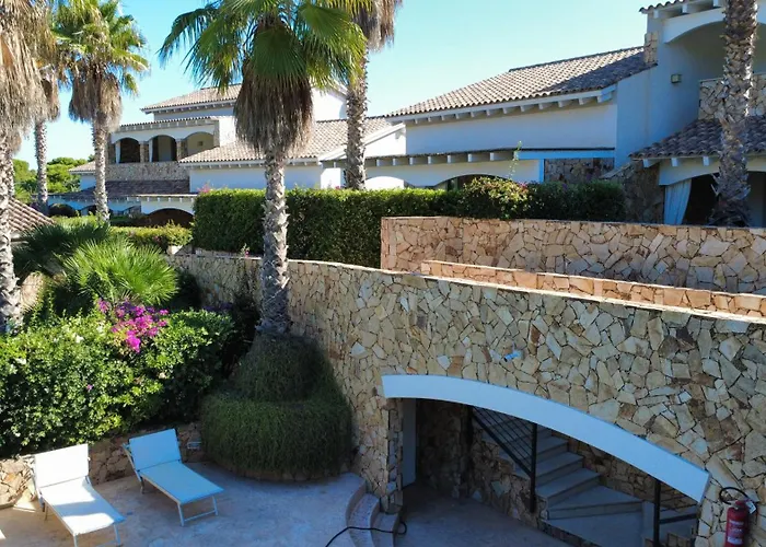 Residence Elegance Ville Ed Appartamenti A Porto Pino