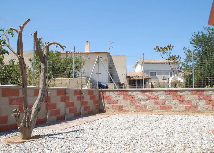 Lucia Holiday House Porto Pino